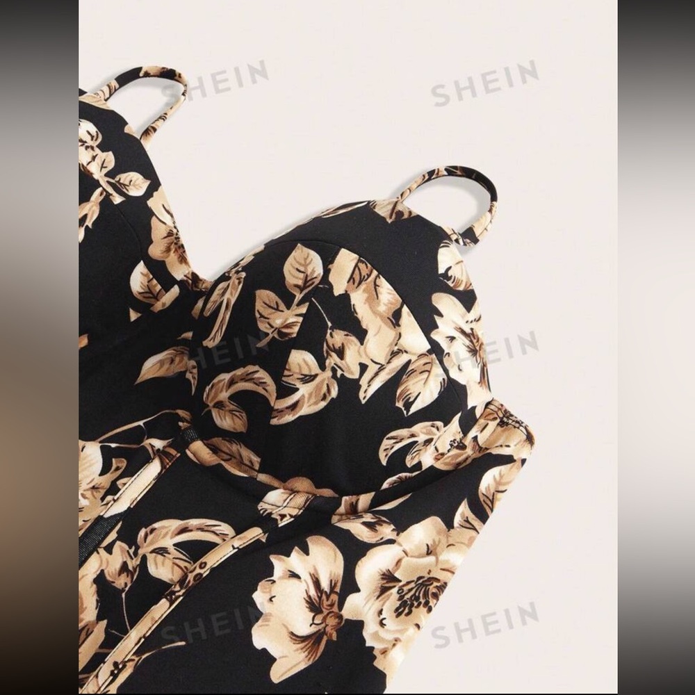 FWP SHEIN Plus size Floral Shaping Body Suit in Black or cream/ivory - Picture 7 of 8
